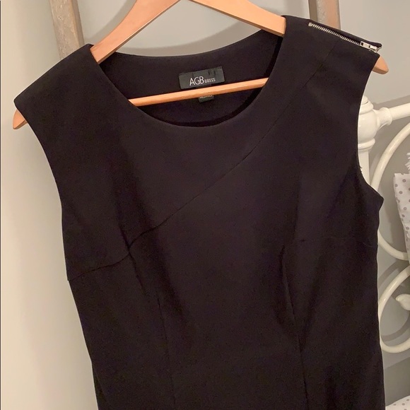 AGB DRESS Black Zipper Sheath - Picture 2 of 10